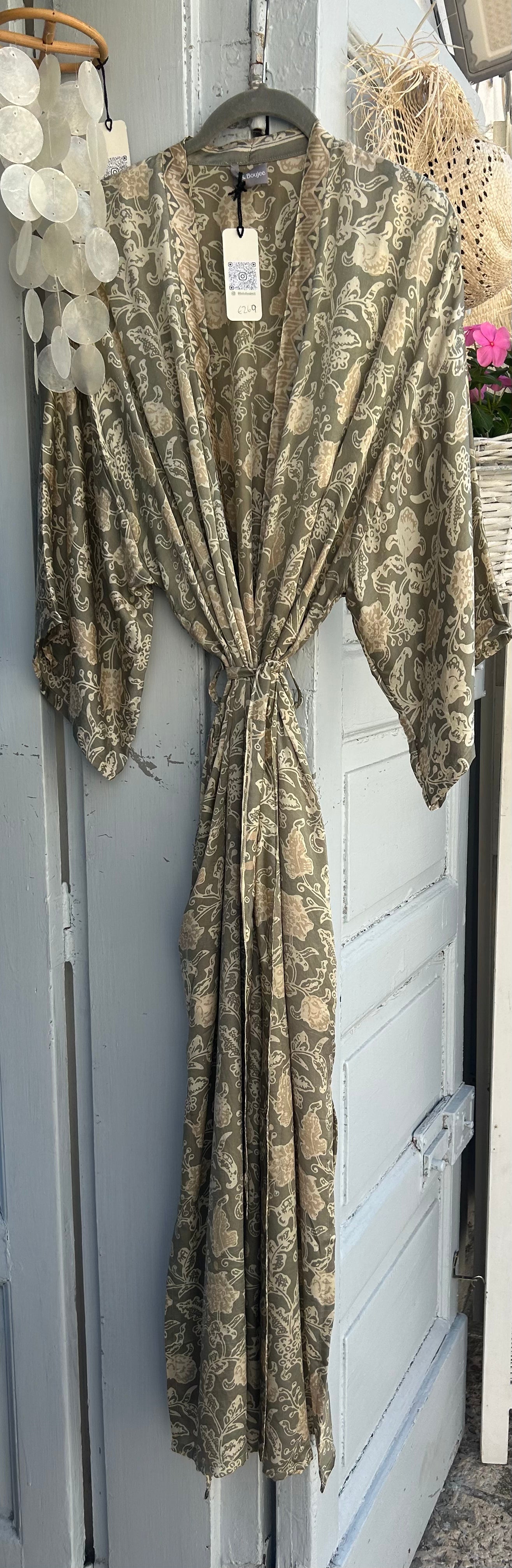 Signature kimono